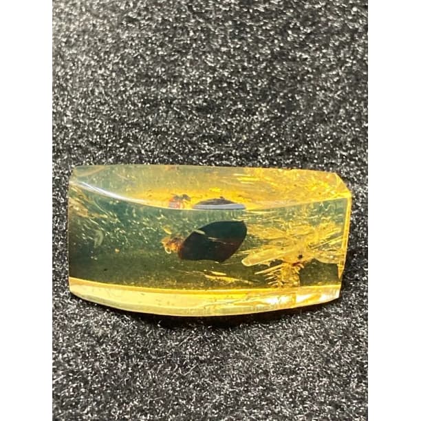 ブルーアンバー 虫入り 天然 琥珀 天然石 パワーストーン