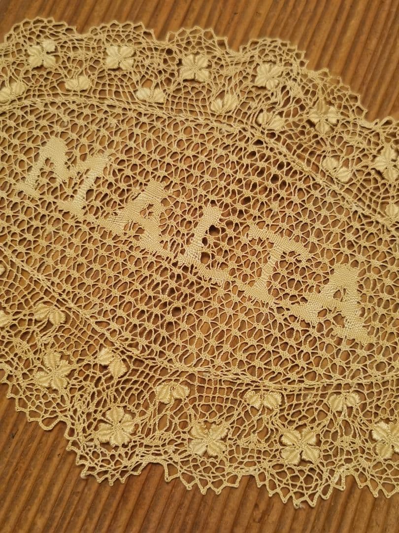 アンティーク マルチーズレース MALTA シルクボビン編ドイリー 小花＆リーフ