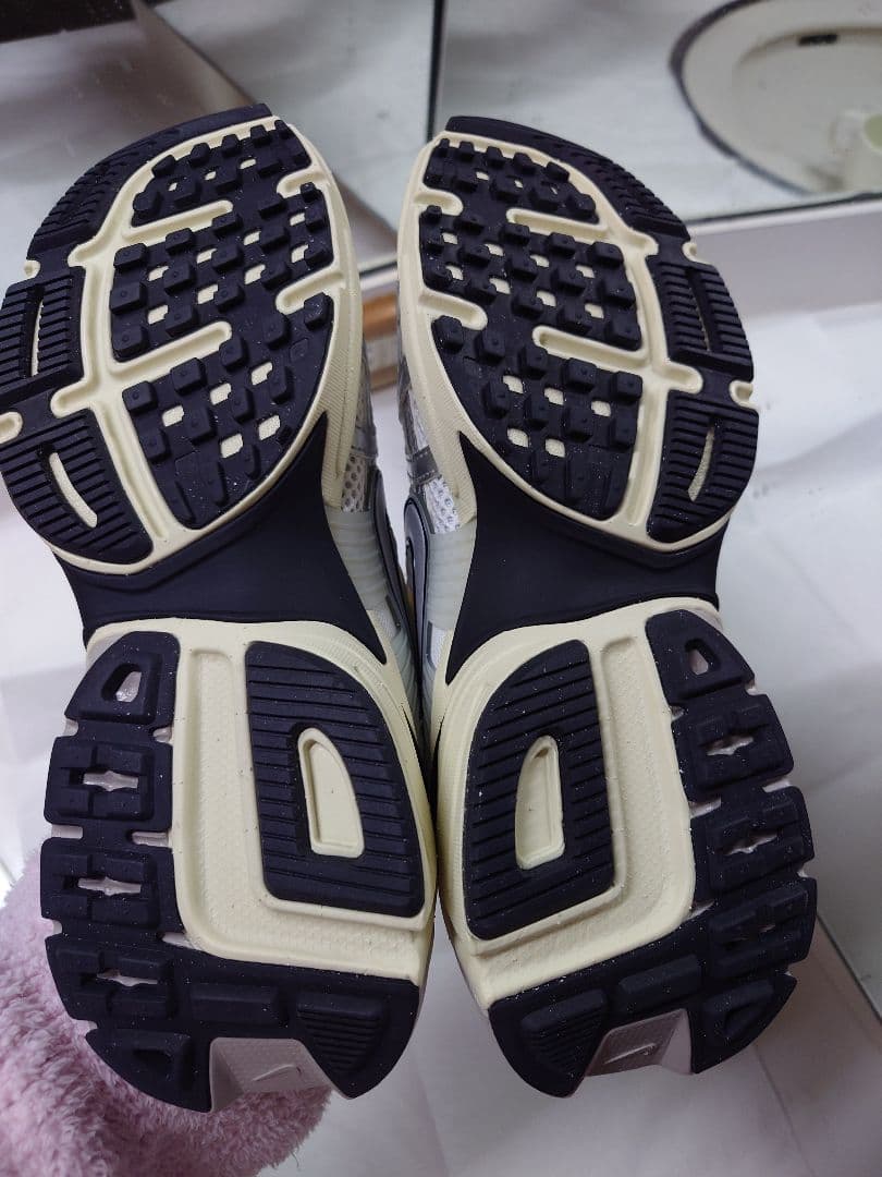 NIKE/ナイキ】 ウィメンズ V2K ラン