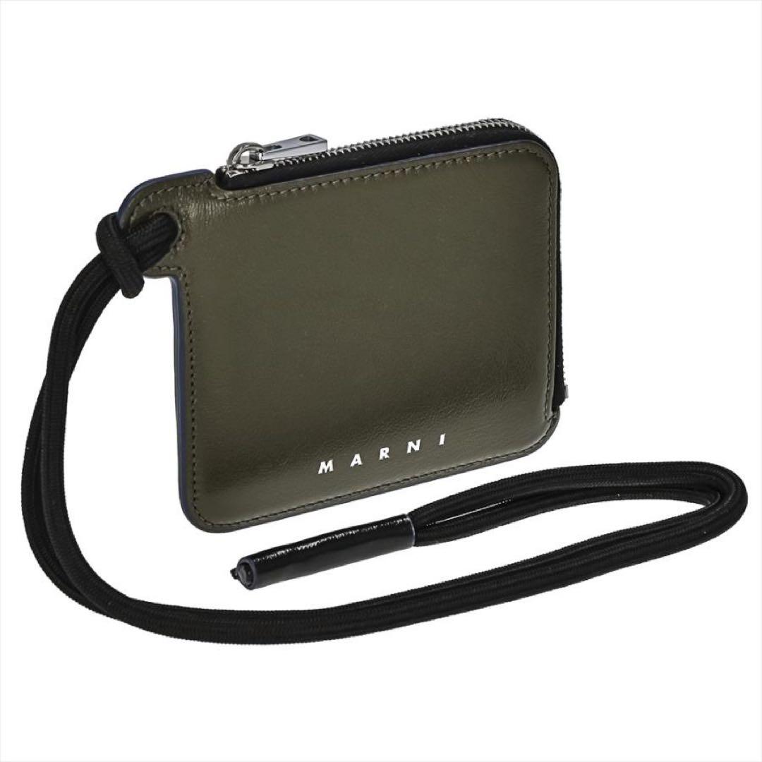 MARNI マルニ　ケース オリーブグリーン ブラック