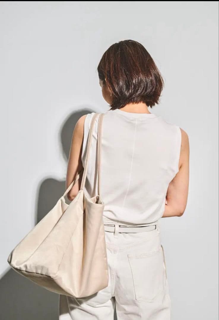 meravel　ミーラベル　ホワイトtank