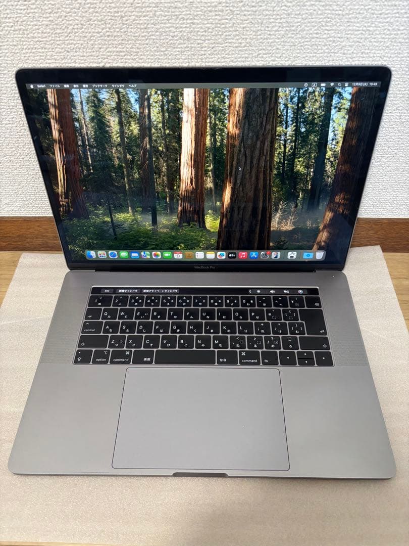 Macbook Pro 15インチ　A1990 i7 Touch Bar ID