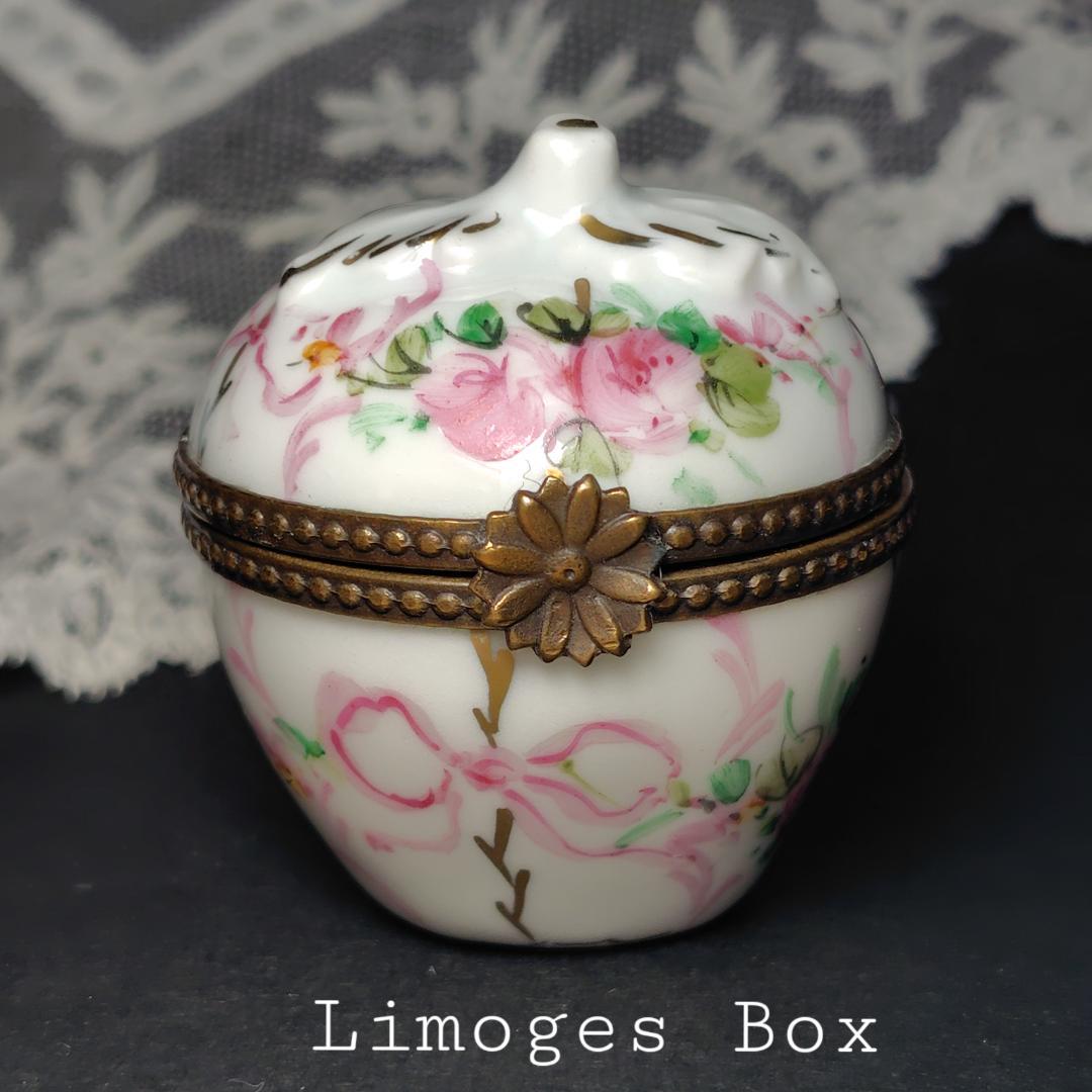 リモージュボックス　トリンケットボックス　フランス製　バラ　リボン