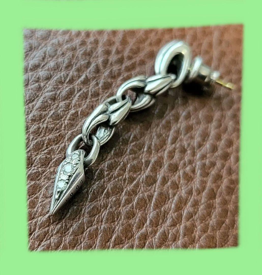 ブラッディマリー　Bloody Mary　ピアス　Dark　ダーク　ダイヤモンド