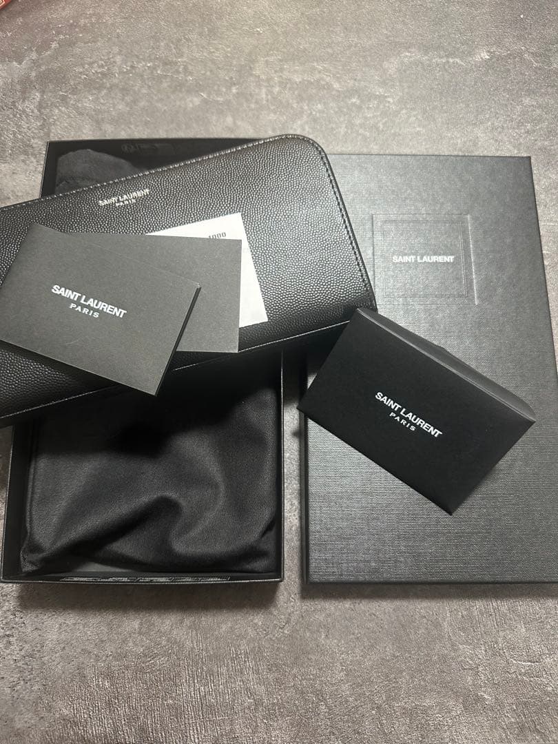 サンローラン SAINT LAURENT ZIP AROUND WALLET