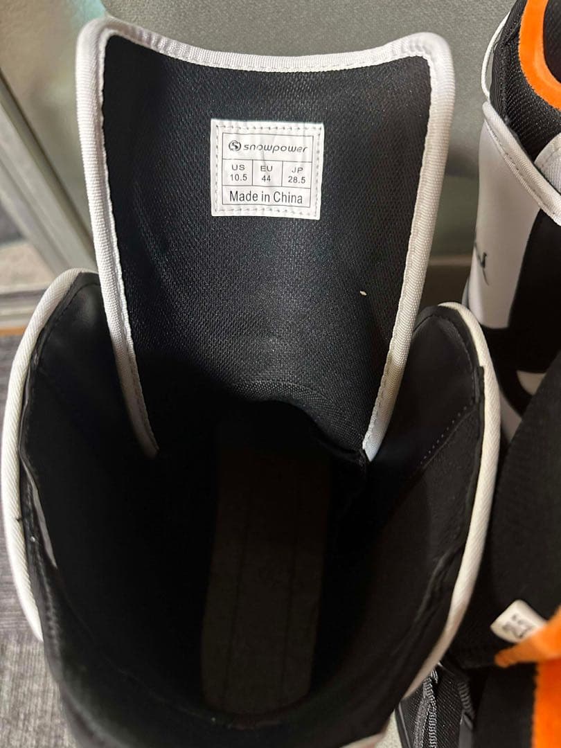 【新品】スノーボードブーツ BOA シャークデザイン