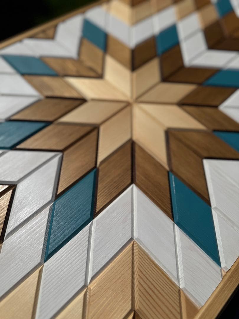 リスタオルテガ柄折りたたみテーブル