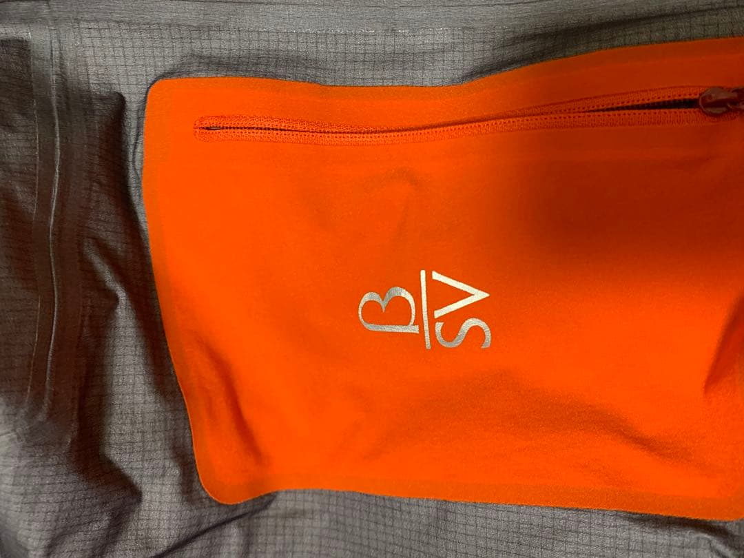 ARC'TERYX レッド マウンテンパーカー