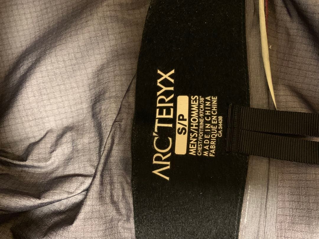 ARC'TERYX レッド マウンテンパーカー