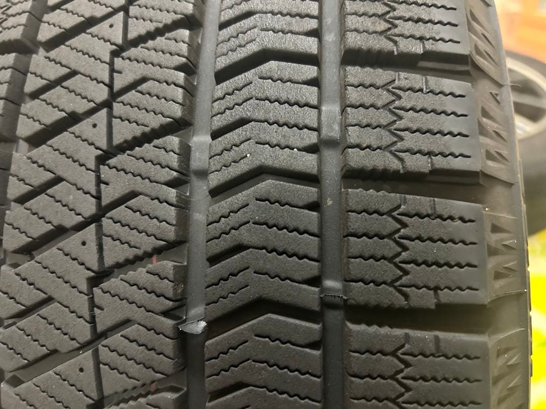 ✨️美品✨️ブリヂストン ブリザック VRX2 215/60R17 4本セット