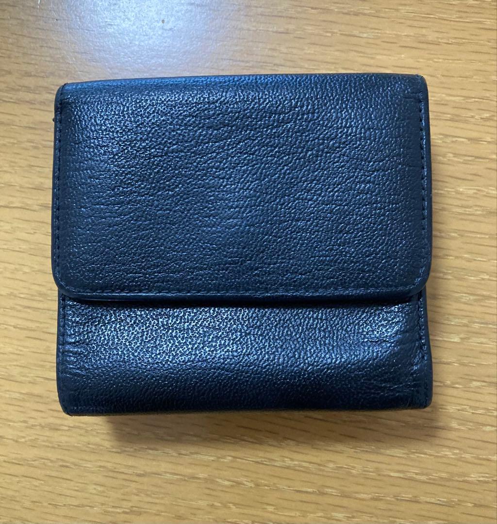 CHANELココマーク二つ折り財布ブラックリペア済み