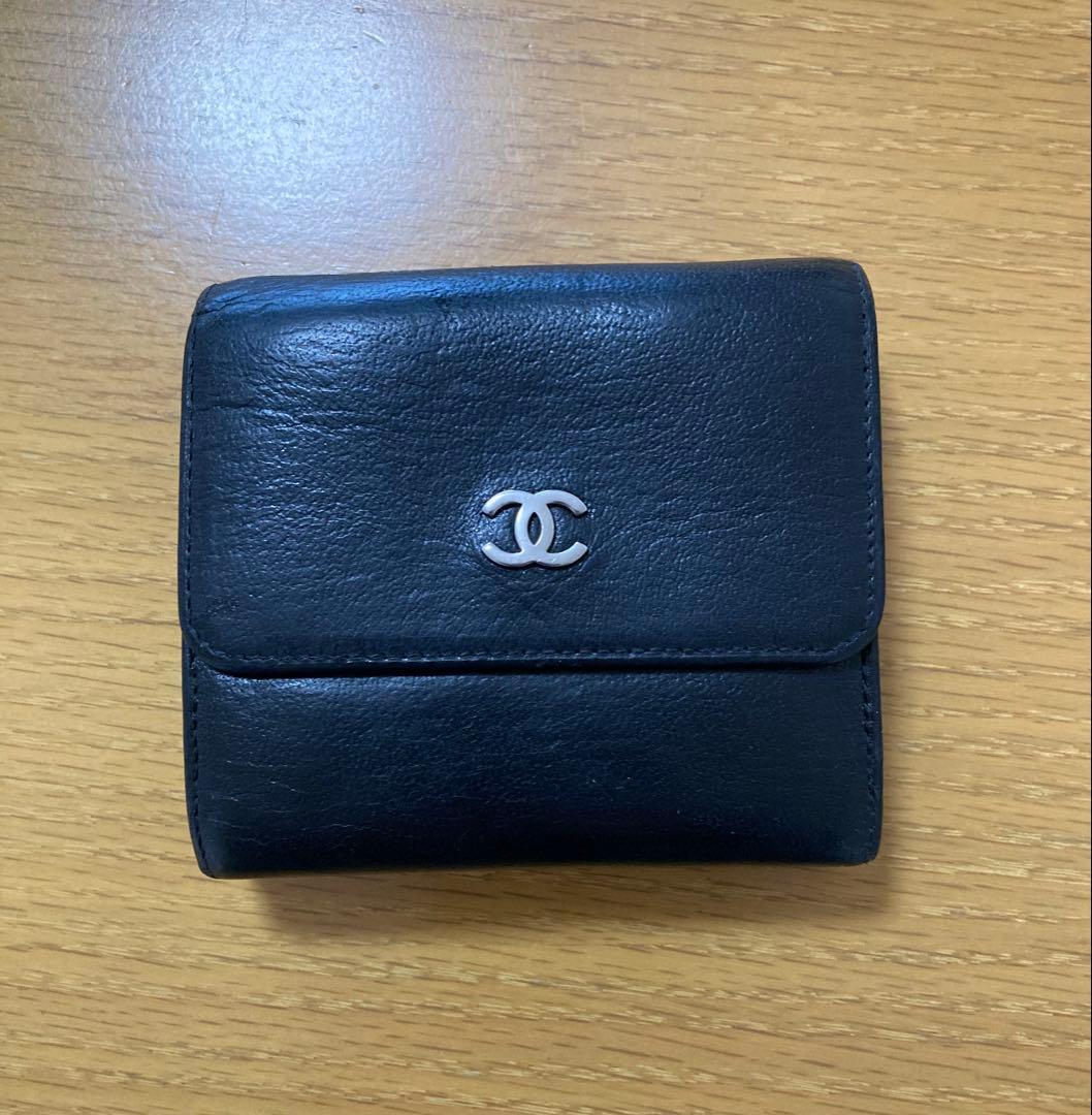 CHANELココマーク二つ折り財布ブラックリペア済み