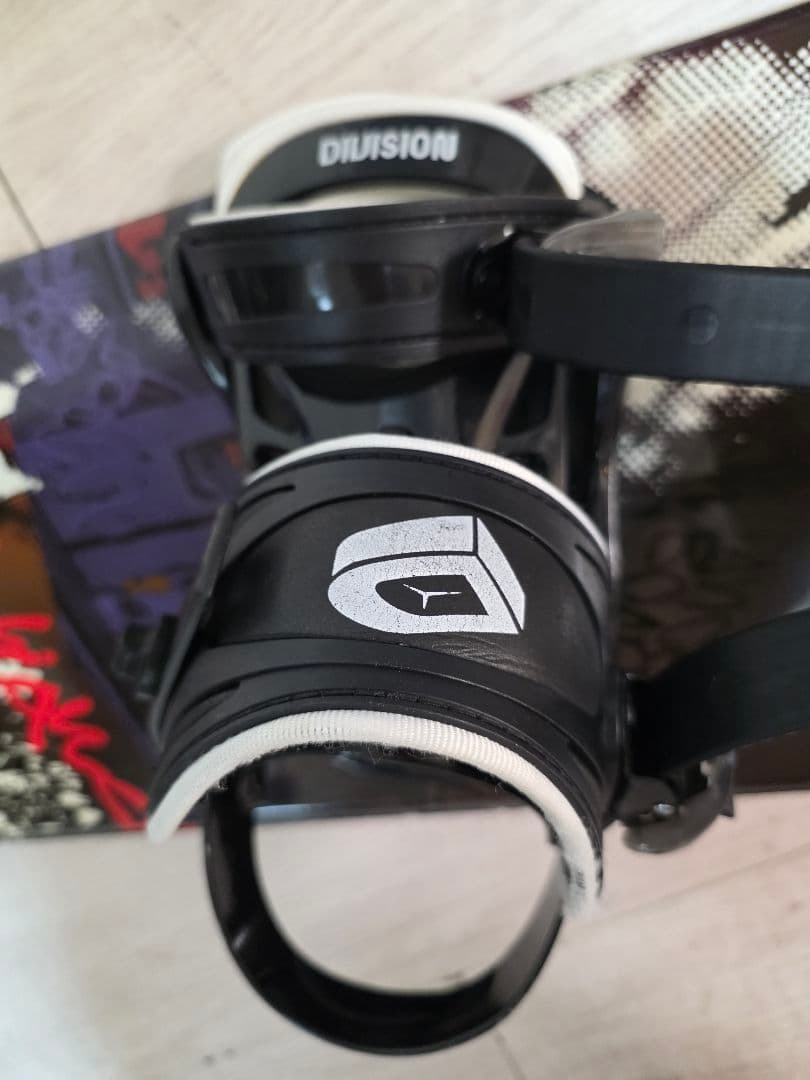 Defiance スノーボード板約152cmビンディング　ケース付き 男女兼用