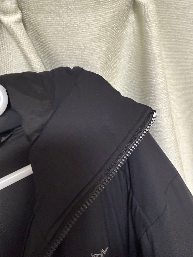 アークテリクス　アトムAR フーディ　メンズ　Sサイズ