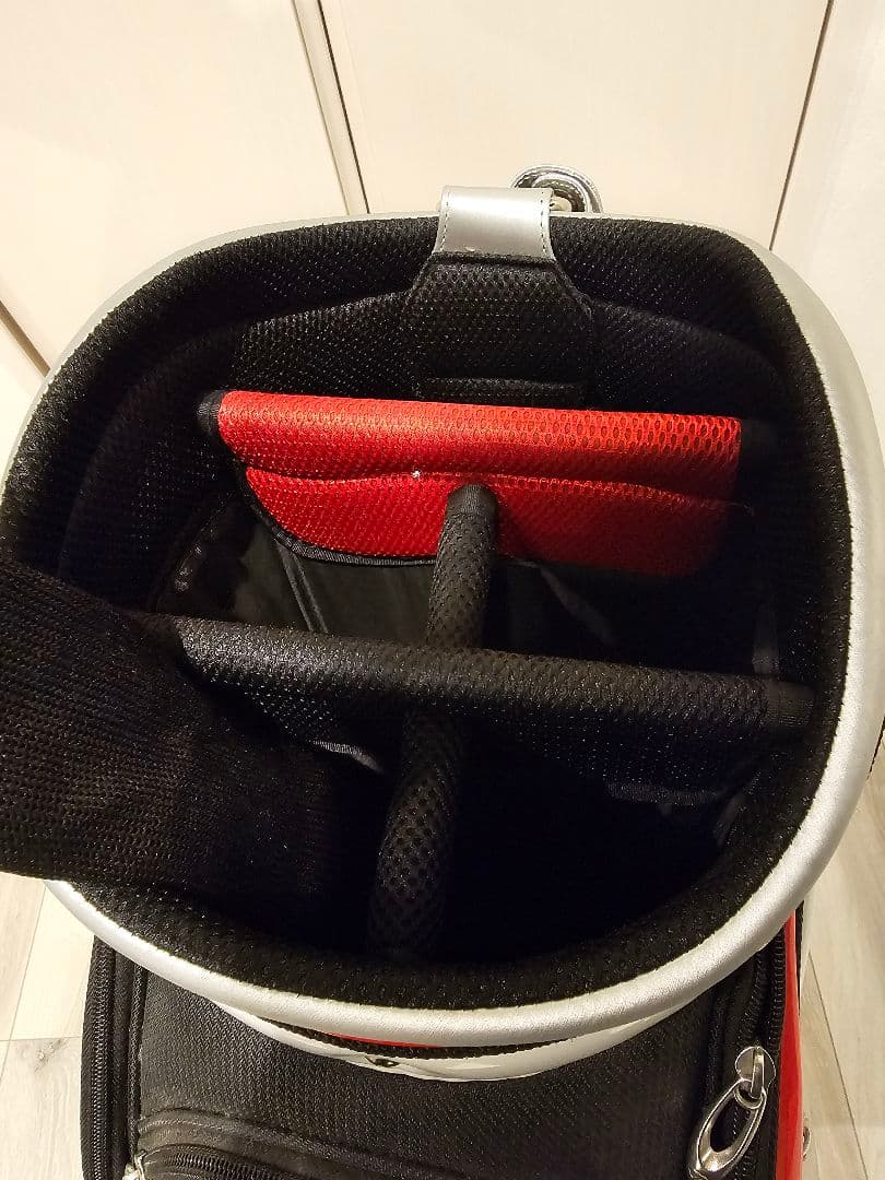 年末断捨離 TaylorMade キャディバッグ ナイキドライバー1本おまけ