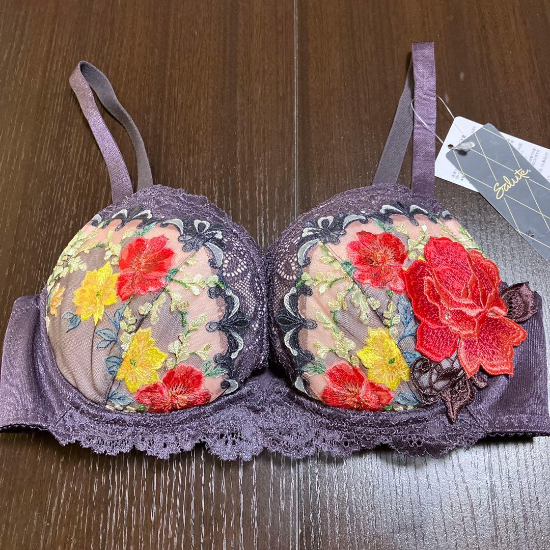 ワコール　サルート93g E70