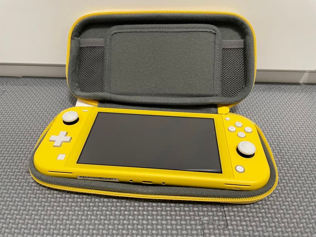 Nintendo Switch Lite イエロー 本体 + ハードケース