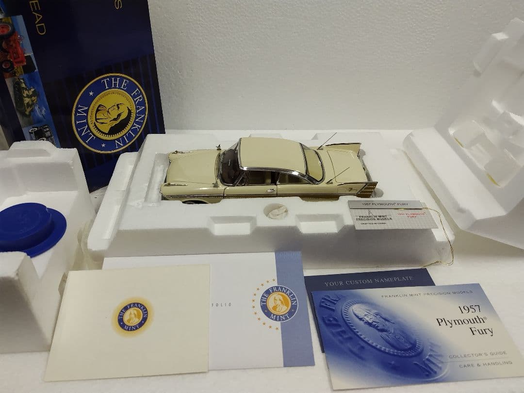 フランクリンミント　1957 1/24 プリムスフューリー　美品