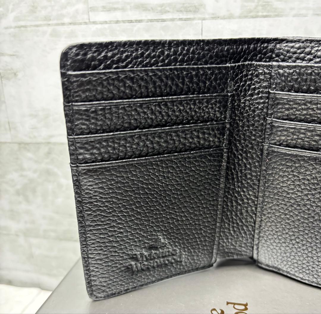 上品！大人気！ヴィヴィアンウエストウッド スモールフレームウォレット 黒