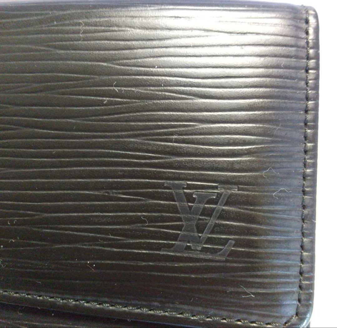 ルイヴィトン　エピ　ポルトモネ・ビエカルトクレディ三つ折り財布　黒