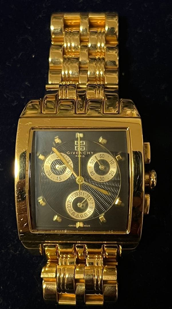 ジバンシイ GIVENCHY クロノグラフ 腕時計 ゴールド F319