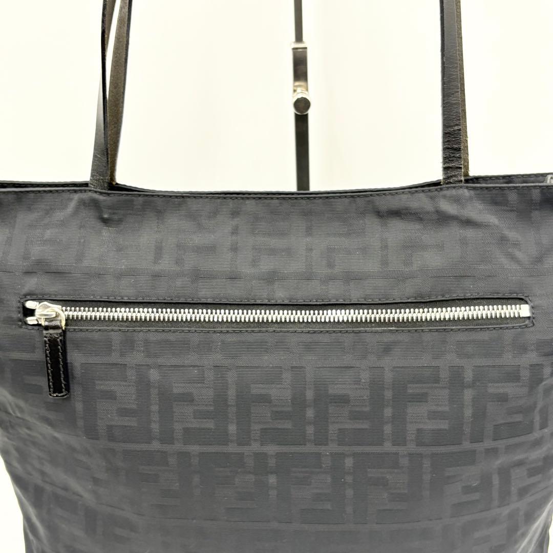 美品✨FENDI トートバッグ FF ロゴ ズッカ柄 ナイロン×レザー 黒