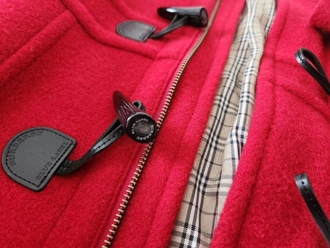 バーバリー　ブルーレーベル　ダッフルコートBURBERRYBLUELABEL 赤