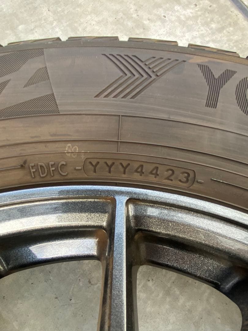 ★超美品 YOKOHAMA iceGuard225/60/R17スタッドレス4本