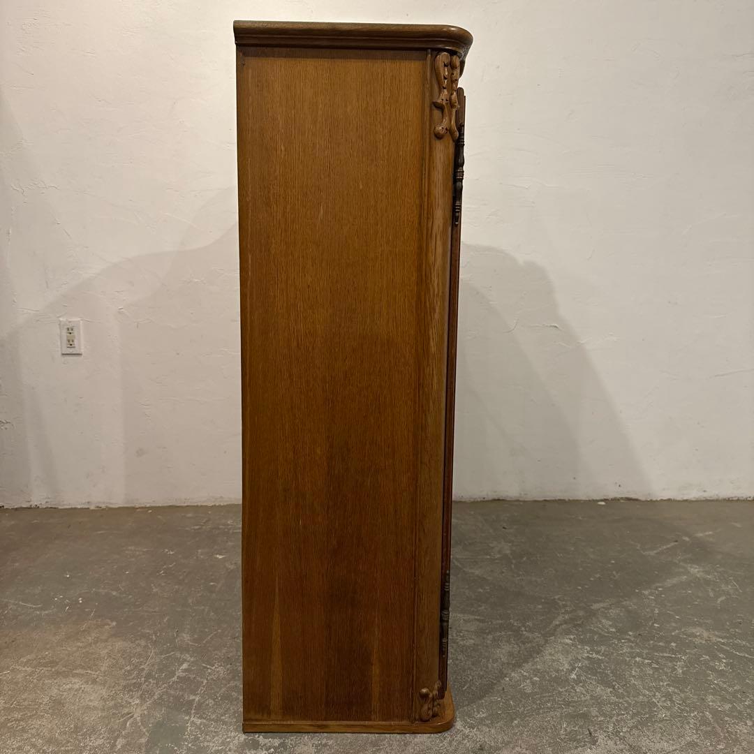 akbヴィンテージ　キャビネット　ショーケース