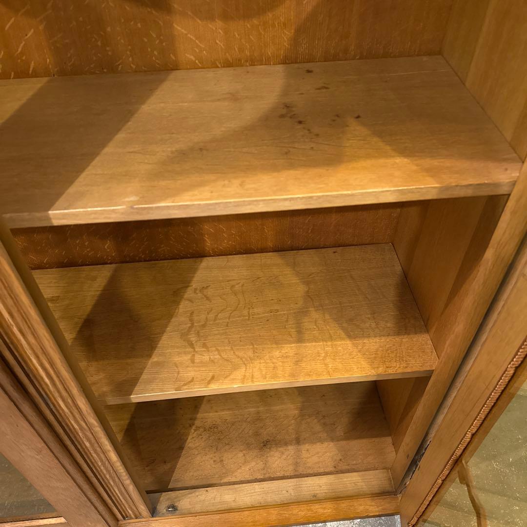 akbヴィンテージ　キャビネット　ショーケース