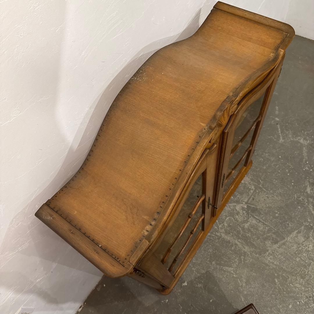 akbヴィンテージ　キャビネット　ショーケース