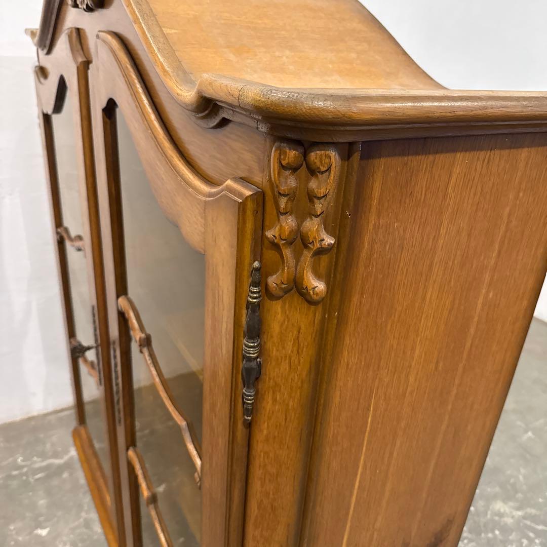 akbヴィンテージ　キャビネット　ショーケース