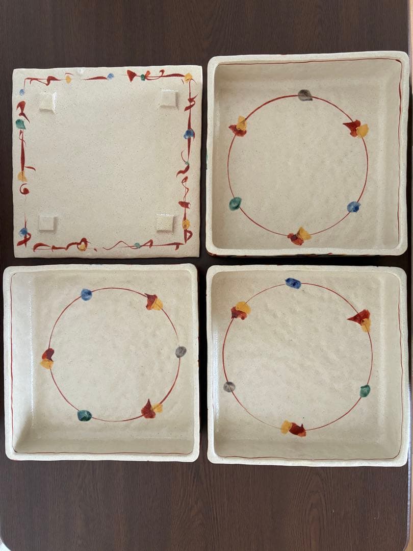 入手困難　赤絵花舞重箱/陶器の重箱（３段）