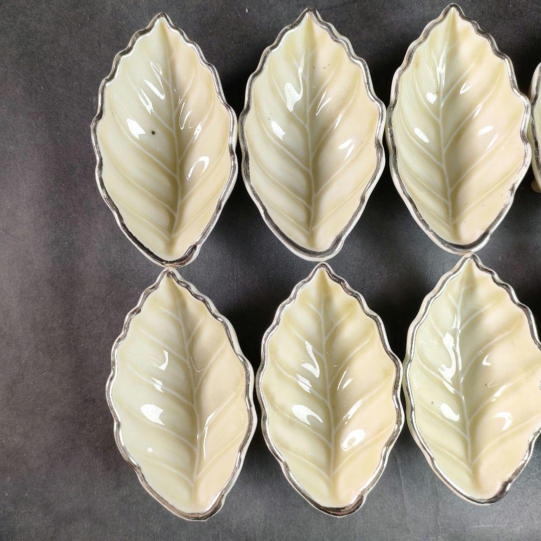 C13-1/在銘/プラチナ縁 刺身皿大8客・小8客/共箱/葉形皿/小皿/向付