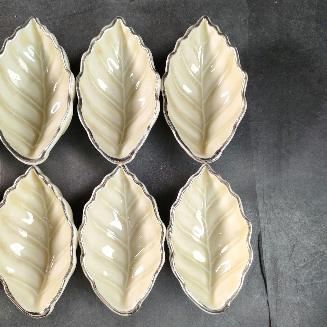 C13-1/在銘/プラチナ縁 刺身皿大8客・小8客/共箱/葉形皿/小皿/向付