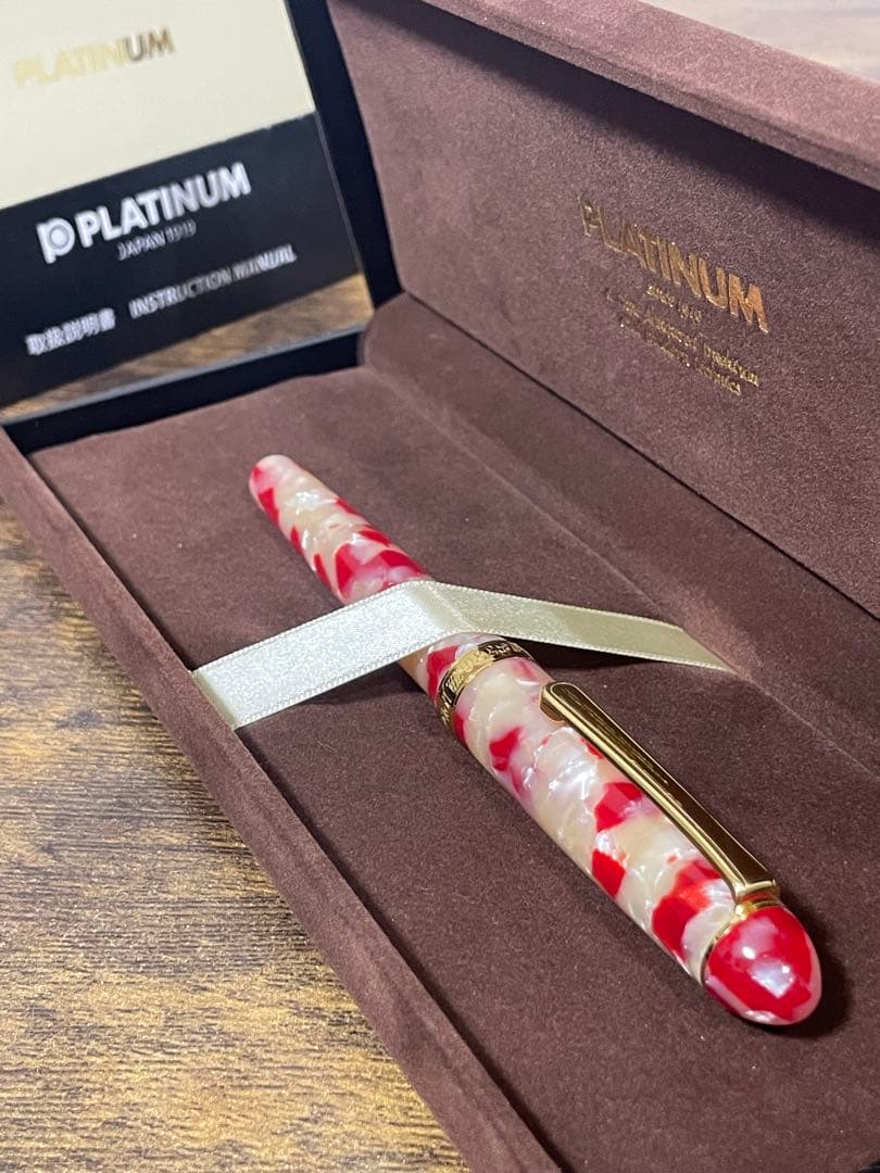 試筆のみ　セルロイド　金魚　14金　細字　プラチナ　万年筆　3776 備品付き