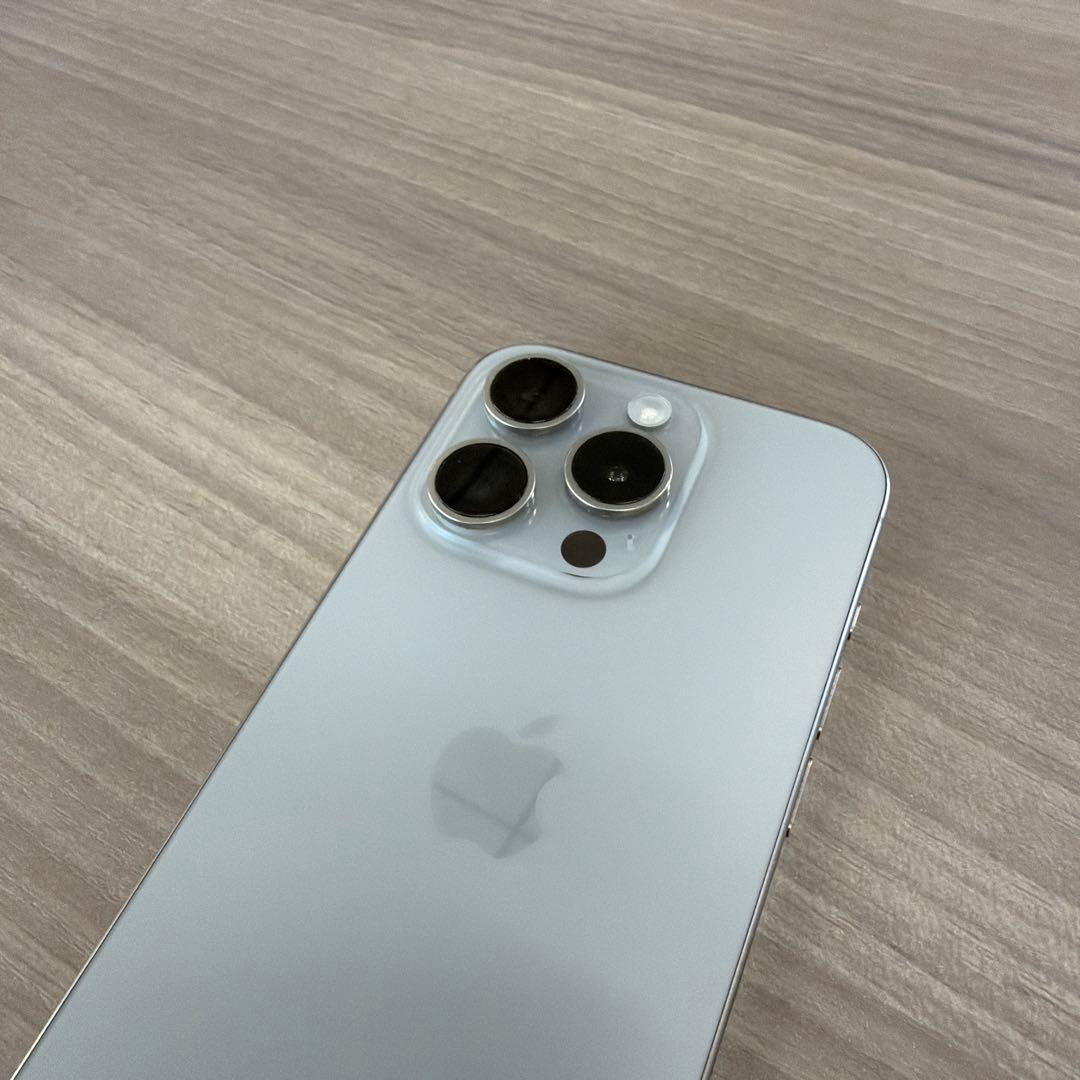 iPhone 15 Pro ナチュラルチタニウム 128GB