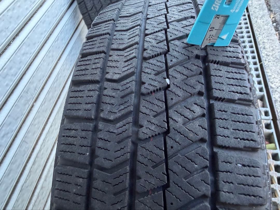 VRX2 冬タイヤ 155/65R14 ×4本 中古