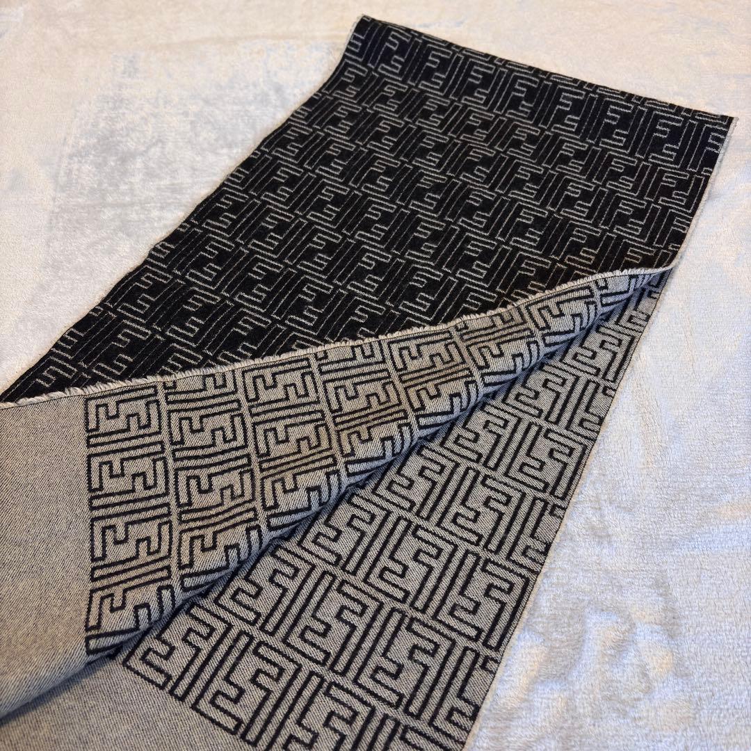 ✨FENDI フェンディズッカ柄 FFロゴマフラー ウール 男女兼用リバーシブル