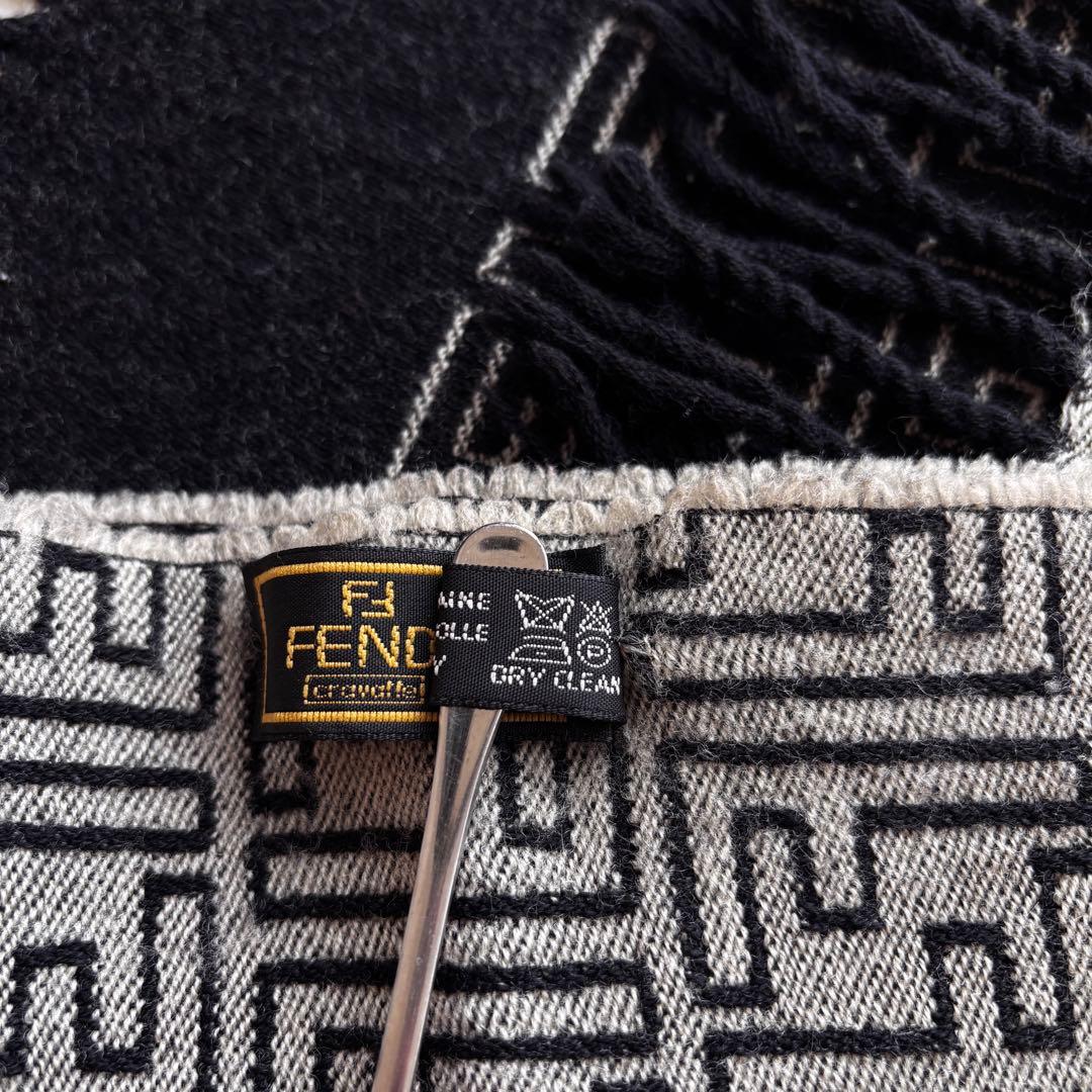 ✨FENDI フェンディズッカ柄 FFロゴマフラー ウール 男女兼用リバーシブル