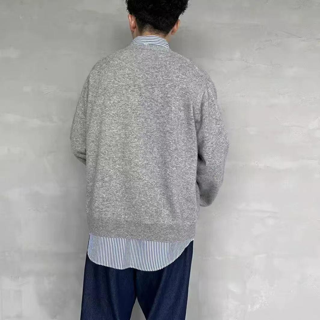 未使用品　DANTONラムウールVネックカーディガン42