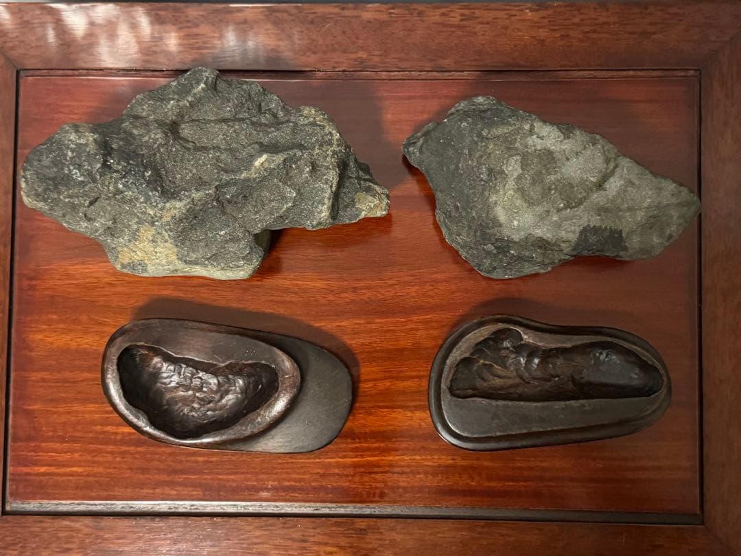 水石 雷鳥石 天然石 仙見川石 仙見石 新潟県産 2点セット 木製台座付き