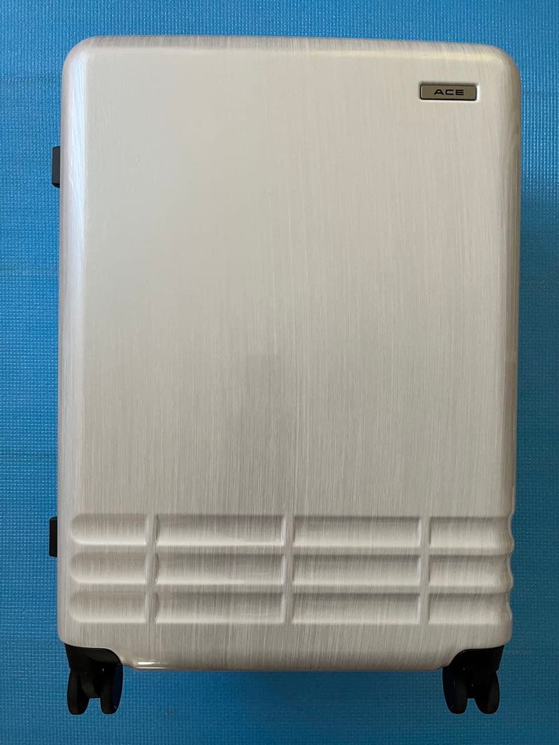 ACE キャリーケース　ホワイト　64L