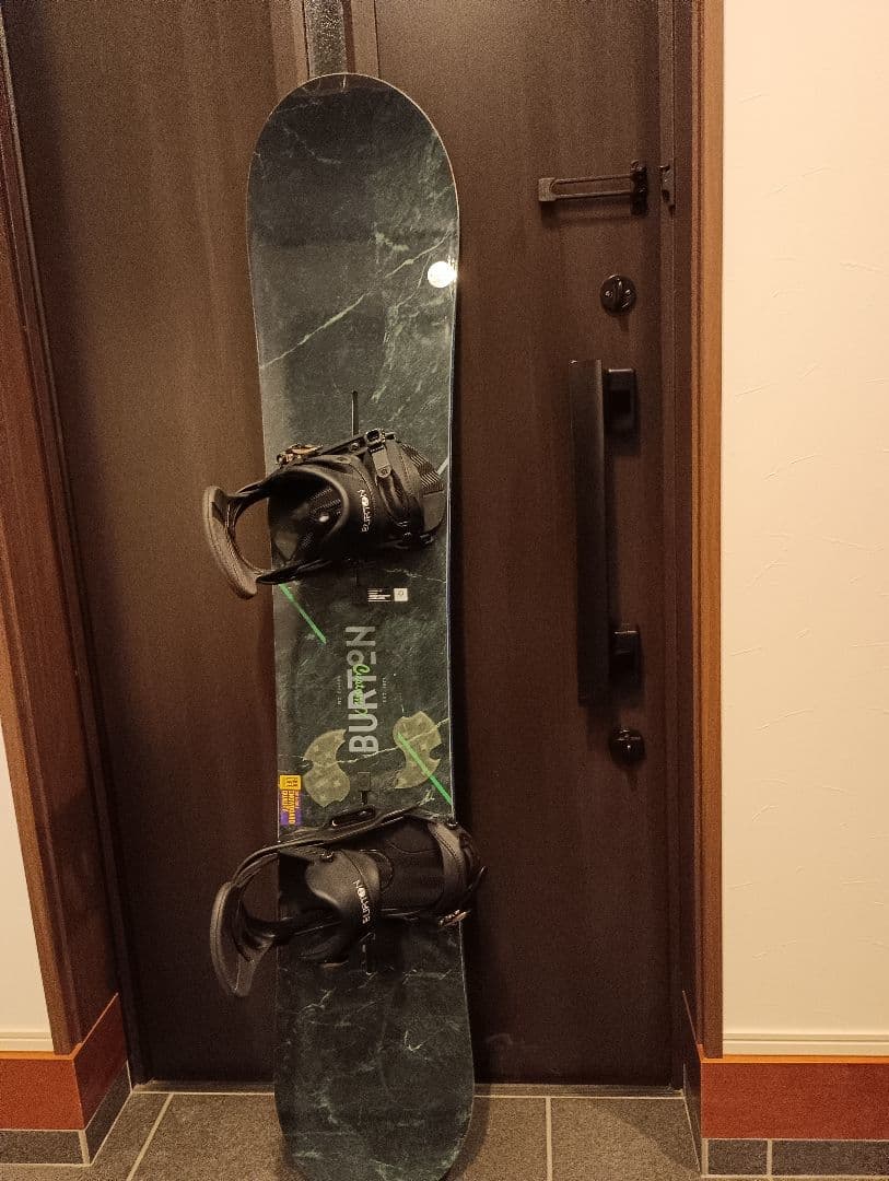 BURTON CUSTOM X 152 cm & MISSION Mサイズ