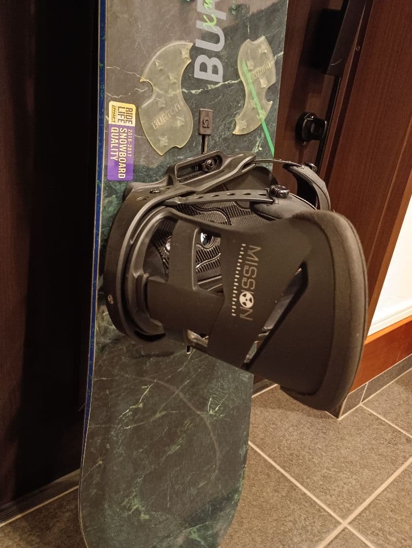 BURTON CUSTOM X 152 cm & MISSION Mサイズ