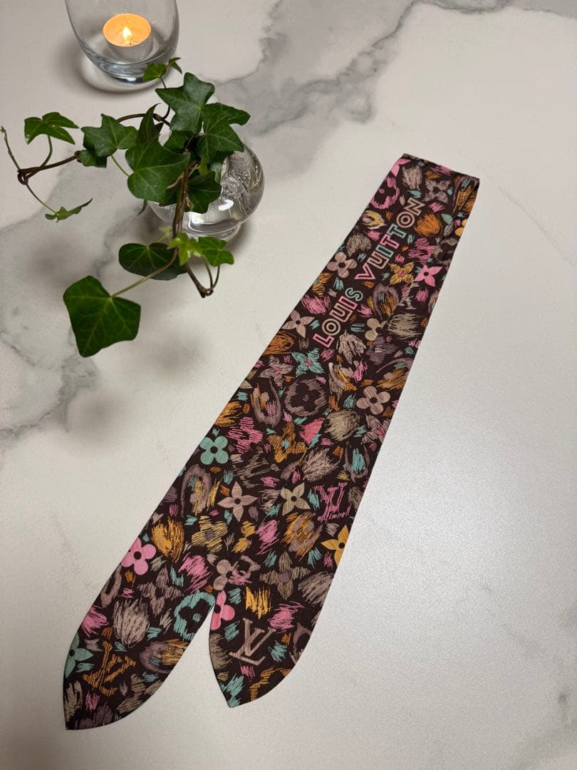 K*。様 Louis Vuitton⭐︎シルクスカーフ⭐︎美品