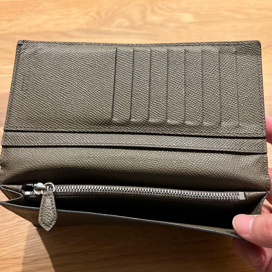 GIVENCHY レザー長財布