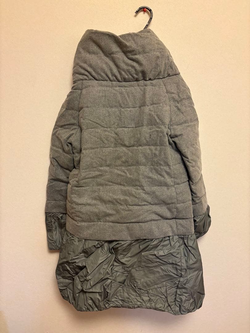 Herno フード付きダウンロングコート グレー