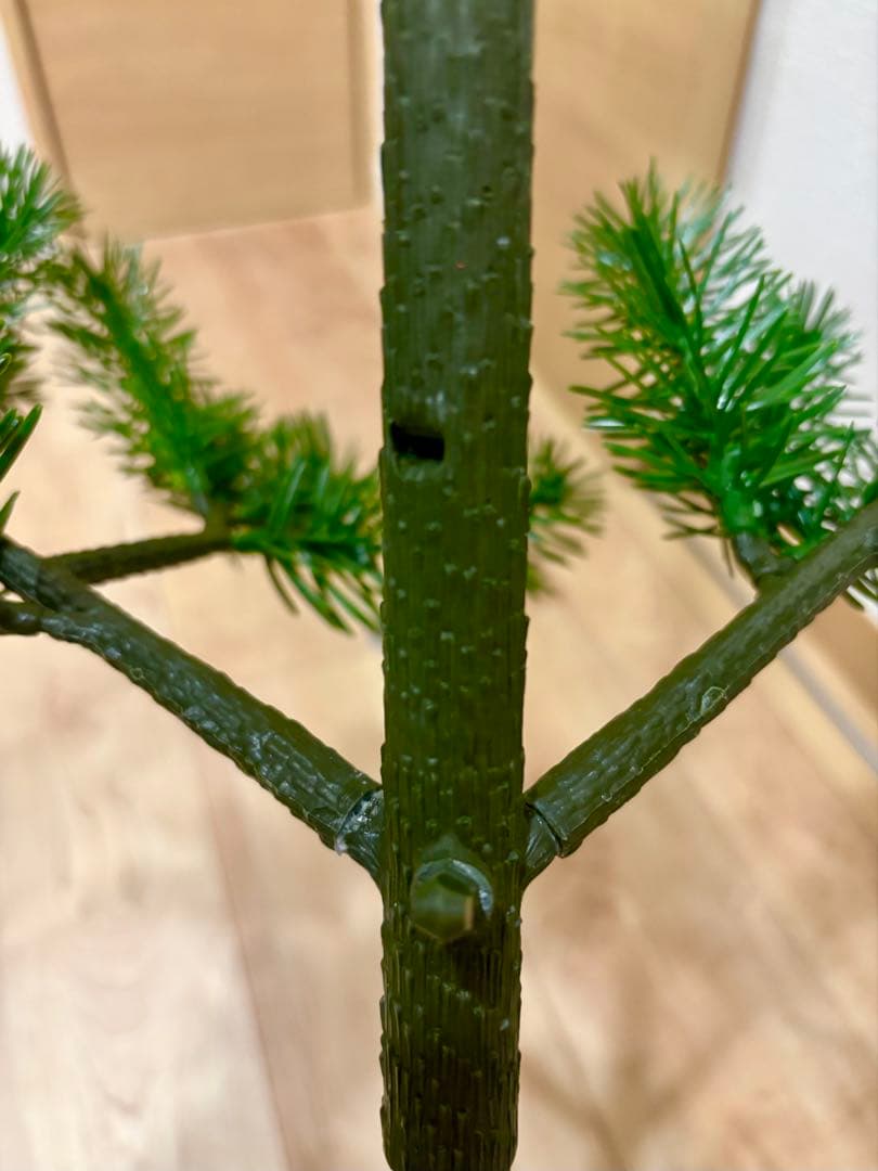 プラスティフロアークリスマスツリー（ジャンク扱い）150cm オーナメント付属