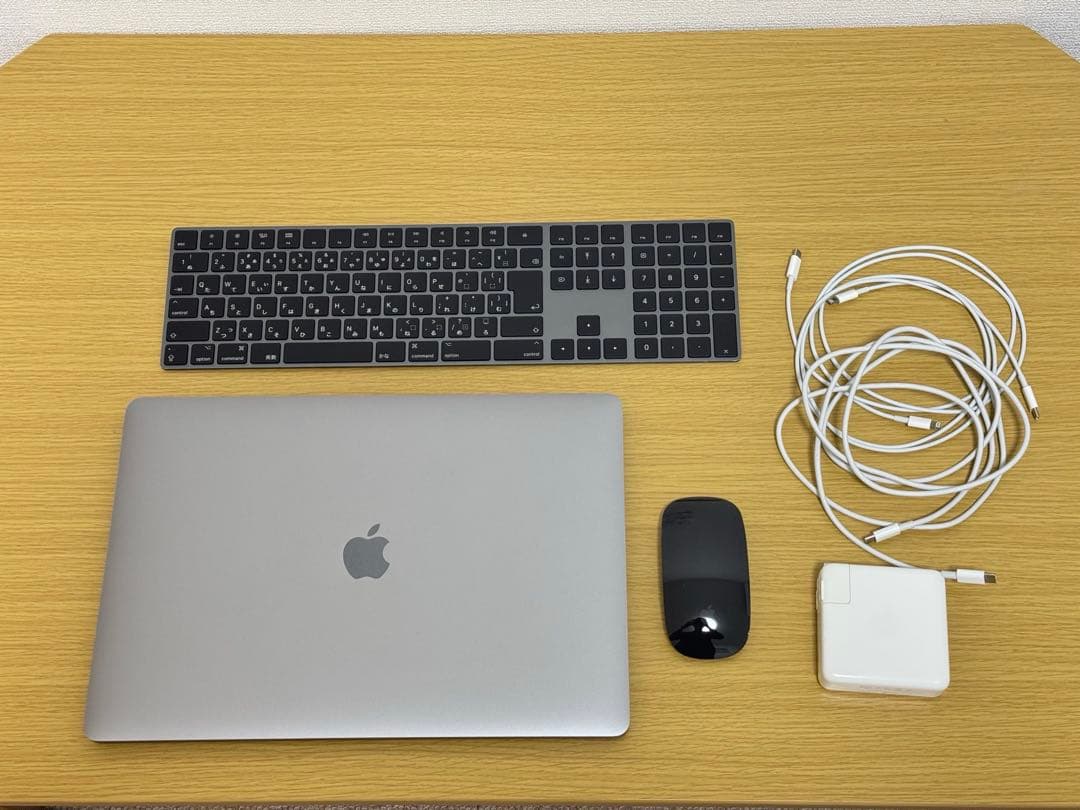 MacBook本体 MacBook Pro 15-inch 2017 A1707